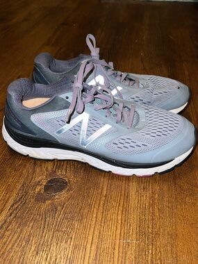 New Balance 840 V4 Running Gray Purple Athletic Walking Shoes Women’s Size 10.5